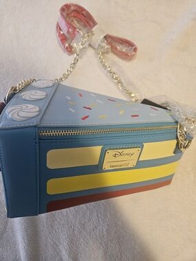 Loungefly Snow White Cake Crossbody Bag